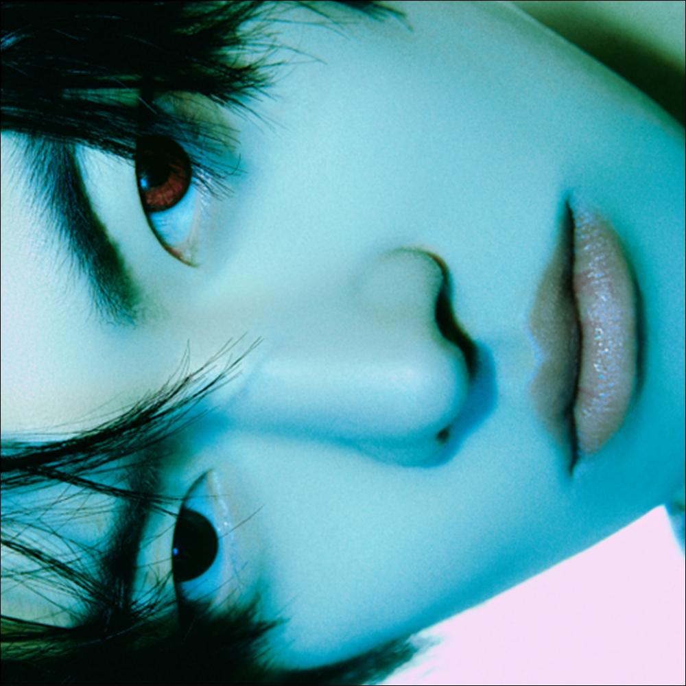 LEO - COME CLOSER / EP Album