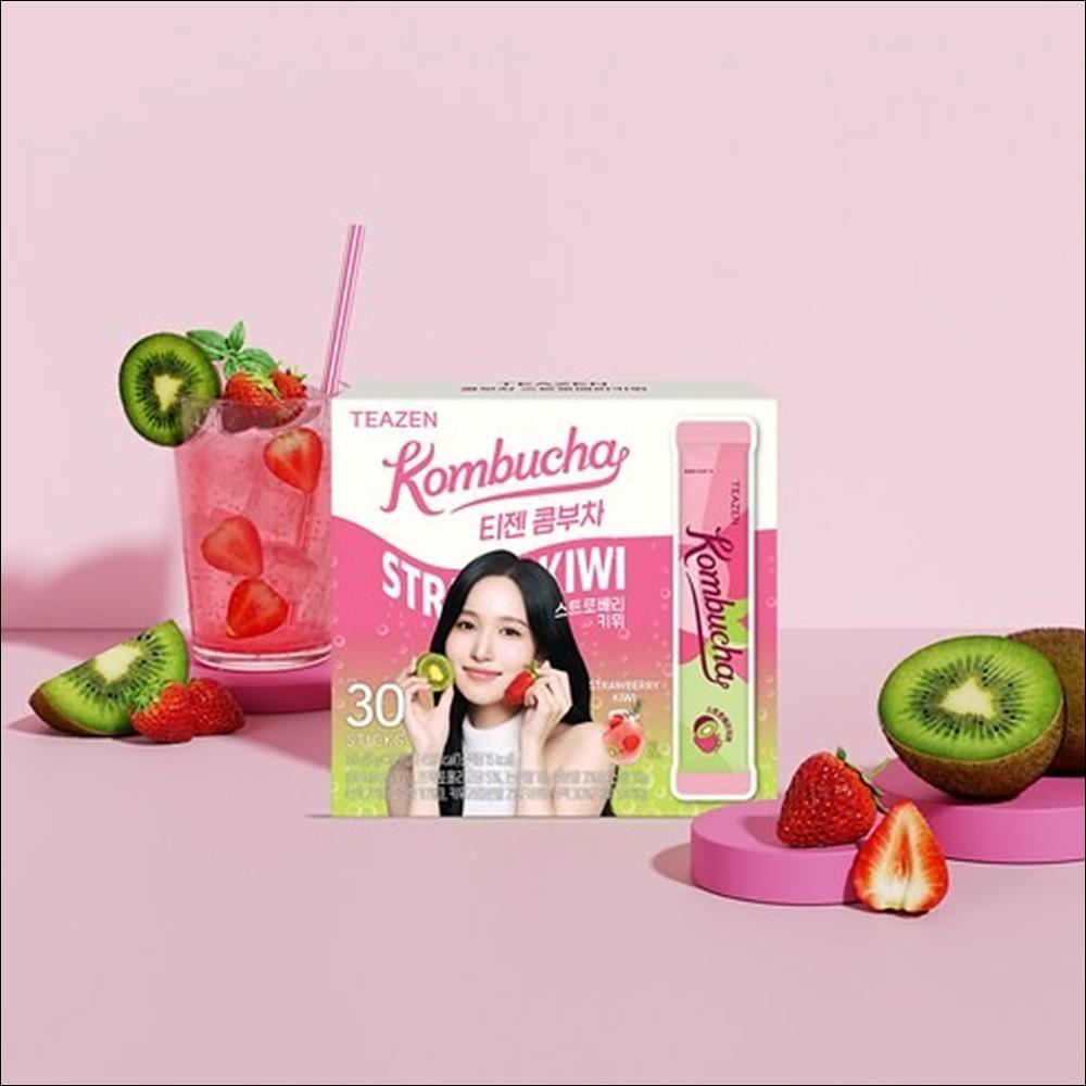 TEAZEN Kombucha Strawberry Kiwi Tea 30 Sticks / Low Calorie, Zero Sugar, Prebiotics