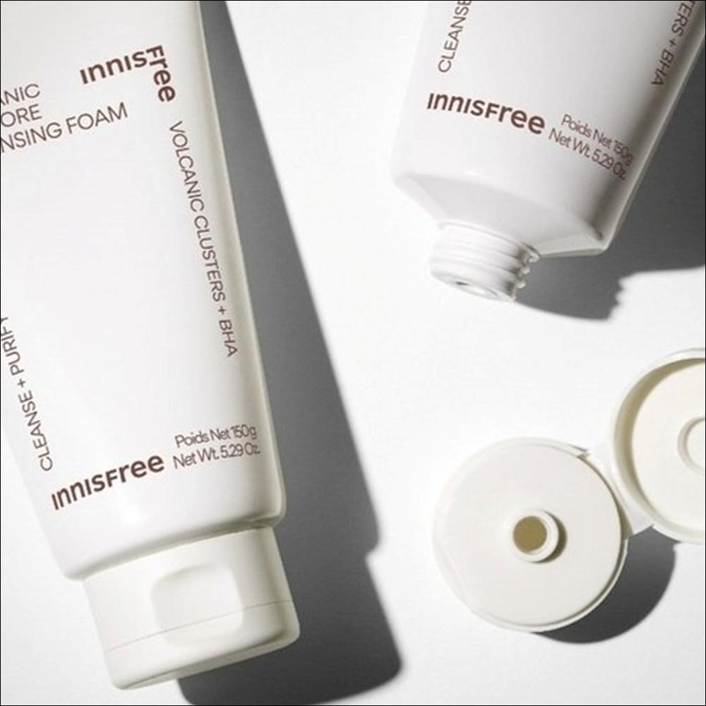 innisfree Volcanic Pore BHA Cleansing Foam (150g – 1 Tube)