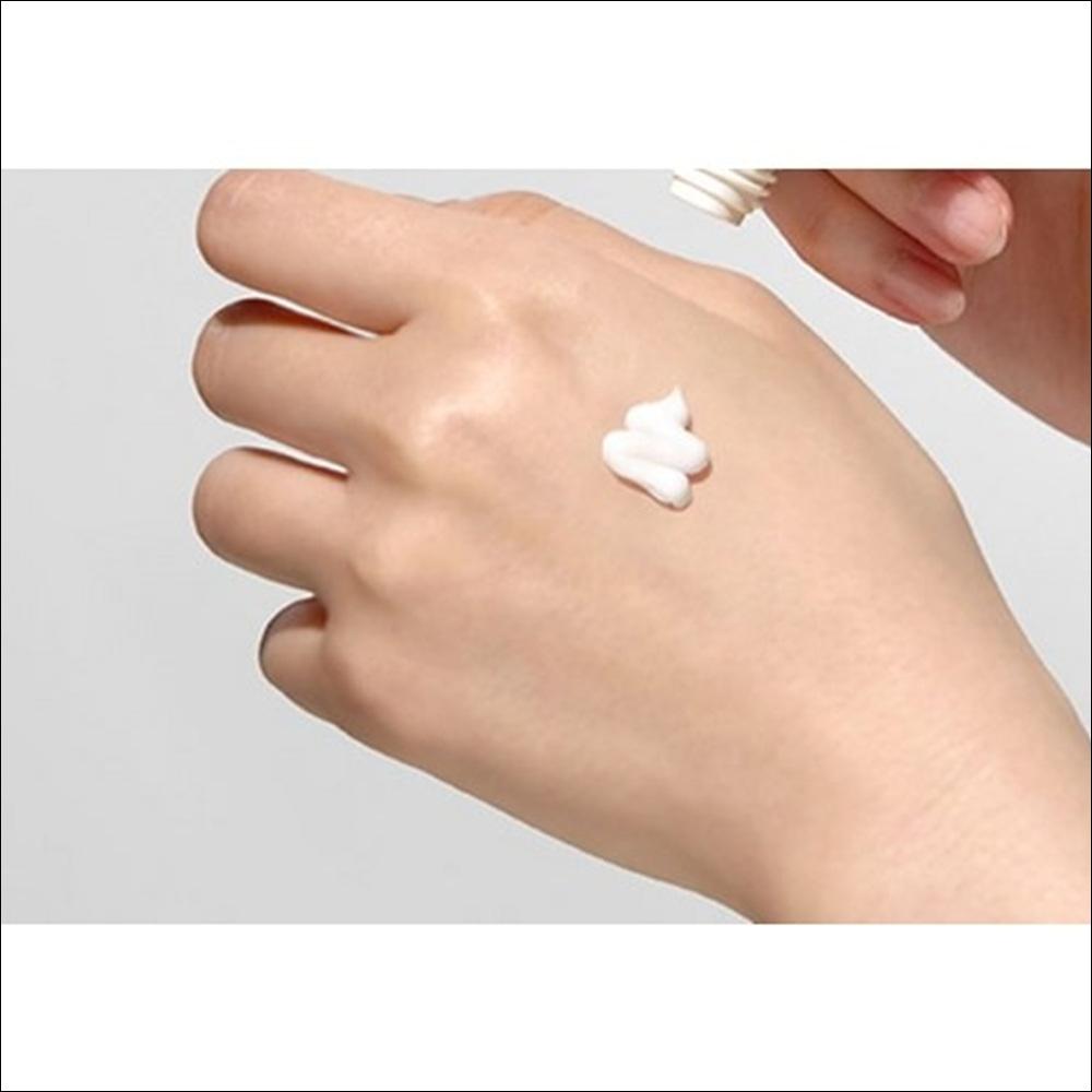 TinyTAN Refreshing Perfume Hand Cream – Jung Kook Edition (Baby Cotton)
