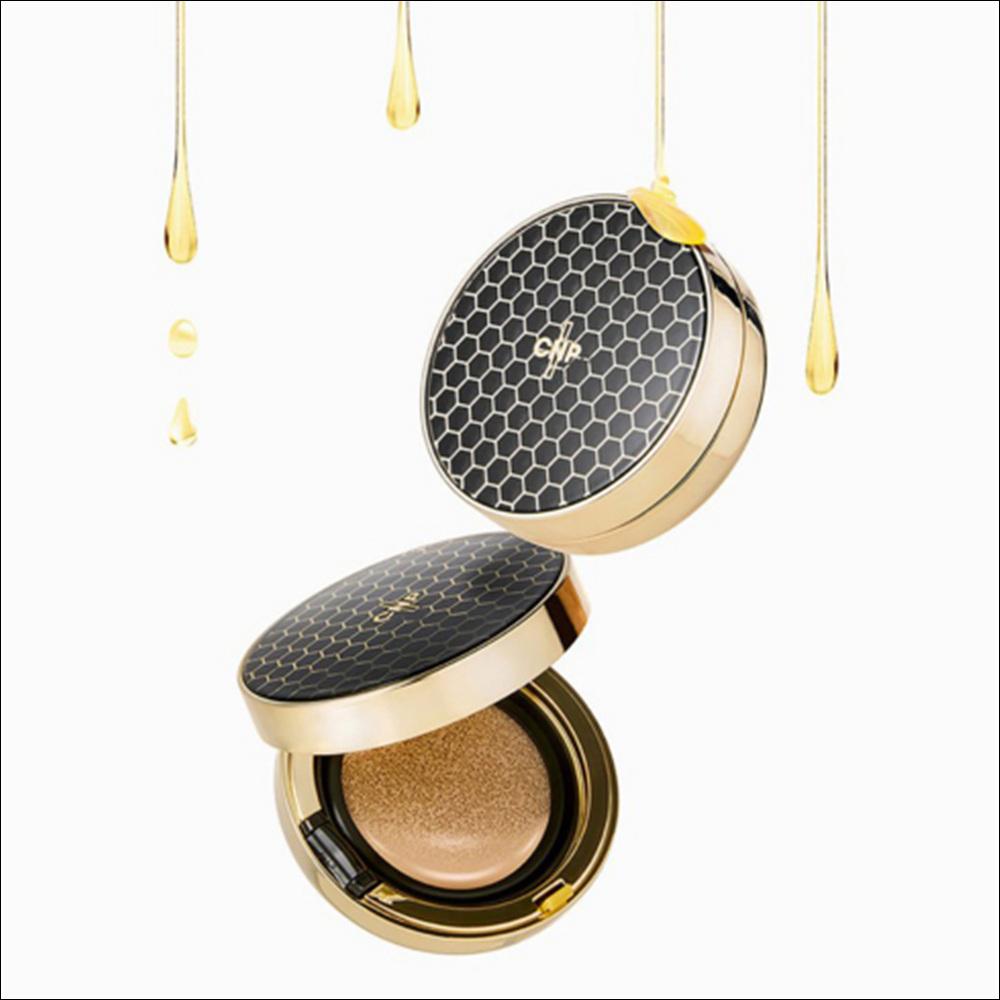 [CNP Laboratory] Propolis Ampule In Cushion Set (15g+Refill) - SPF50+ PA+++, Radiant Honey Glow, Deep Nourishing K-Beauty Cushion