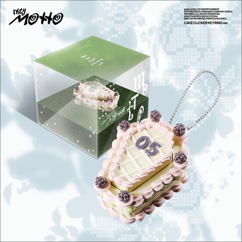 ITZY [Motto] CAKE CLICKER KEYRING Ver. + Free Gift