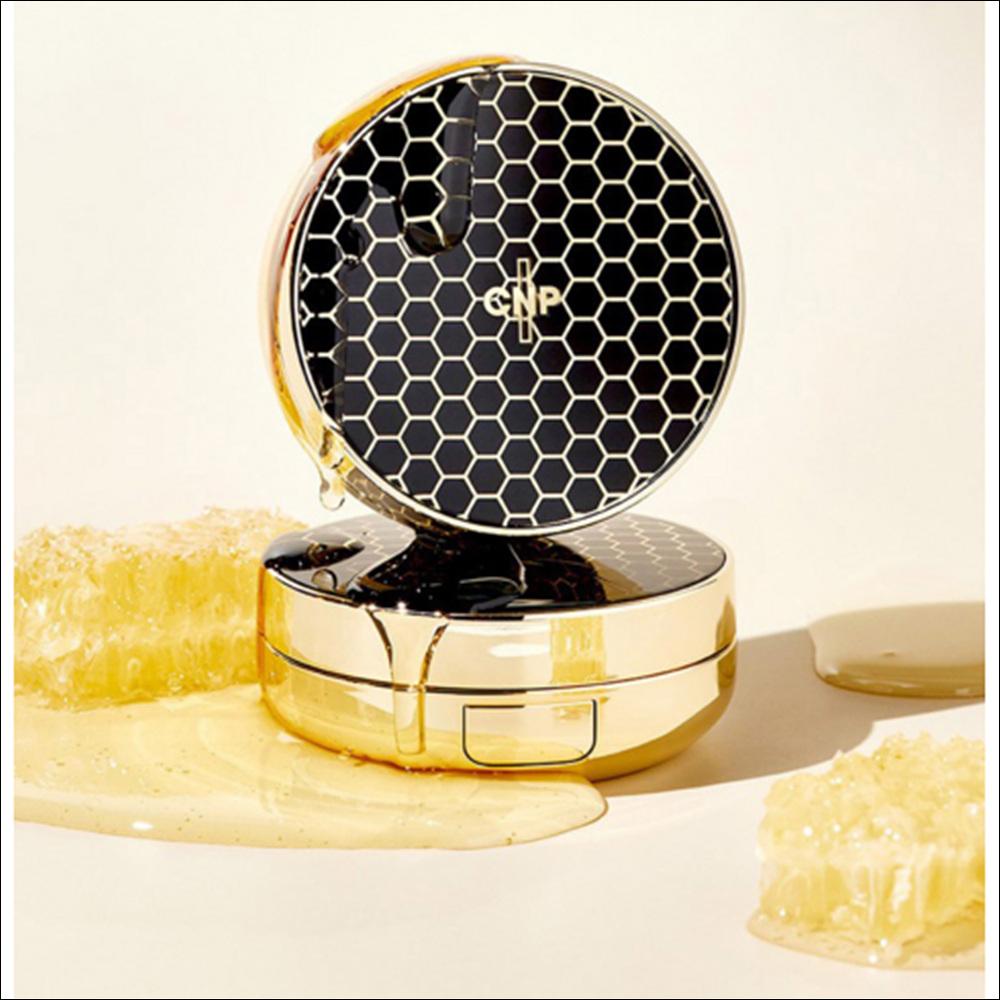 [CNP Laboratory] Propolis Ampule In Cushion Set (15g+Refill) - SPF50+ PA+++, Radiant Honey Glow, Deep Nourishing K-Beauty Cushion