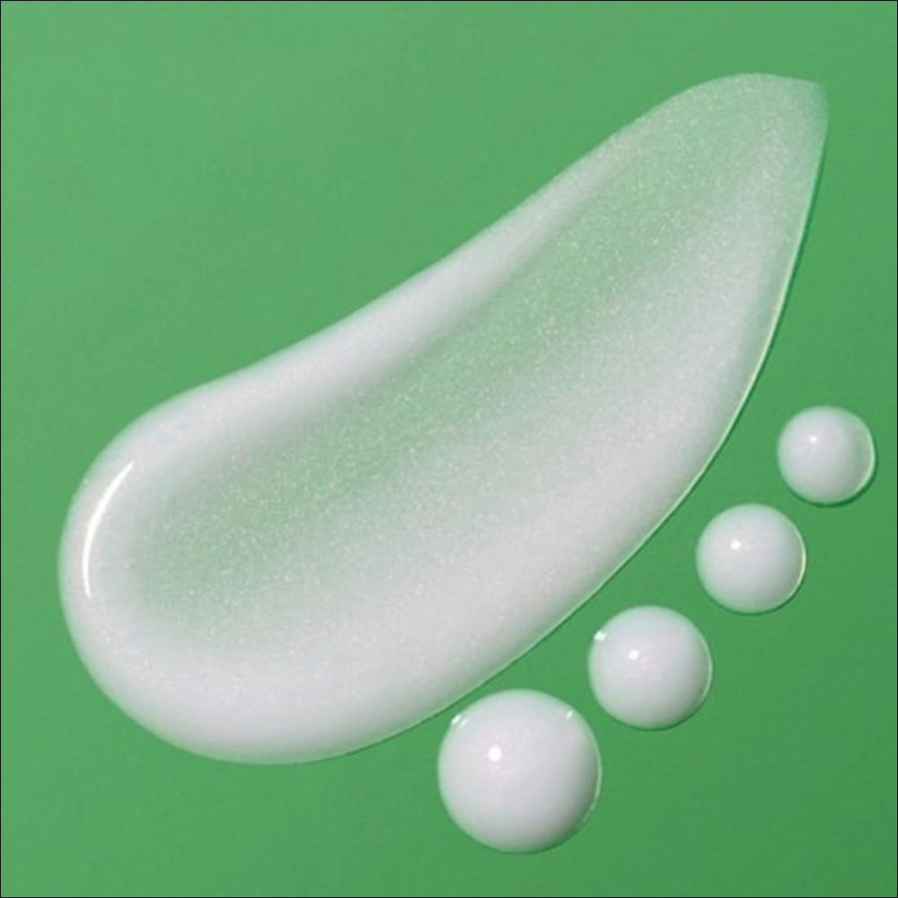 Innisfree Green Tea Hyaluron Glow Eye & Face Ball (10ml – 1 Bottle)