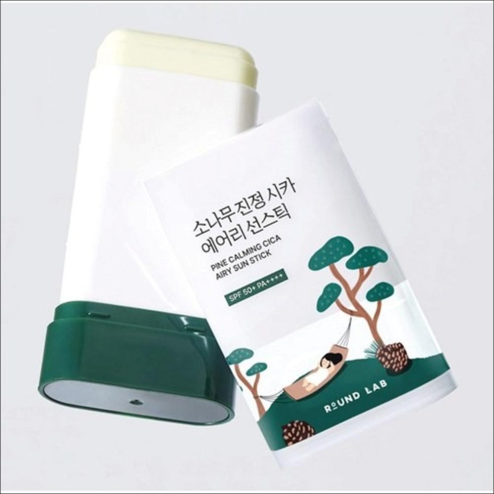 [Round Lab] Pine Calming Cica Airy Sun Stick SPF50+ PA++++ - Sebum Control & Lightweight Soothing Care, 19g | Olive's K-beauty