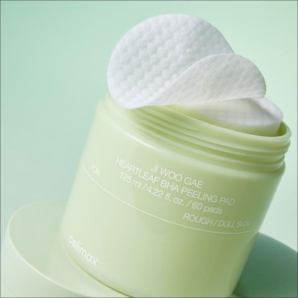 [Celimax] Heartleaf BHA Peeling Pad 125ml (60 Pads) - Eraser Pad for Pore Care, Dead Skin Exfoliation, Soothing Heartleaf & BHA, K-Beauty