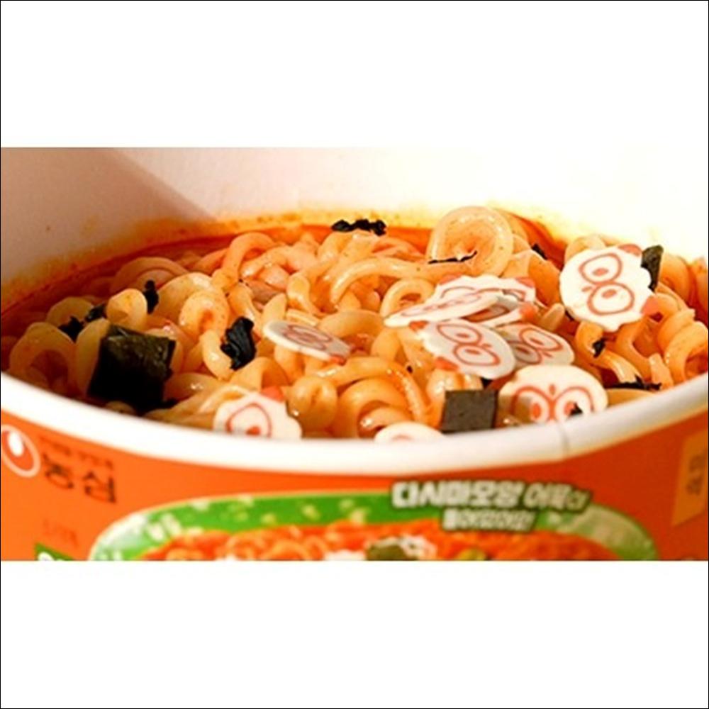 Nongshim Rabokkuri Big Bowl (Sweet & Spicy Ramyeon-Tteokbokki Flavor) 105g